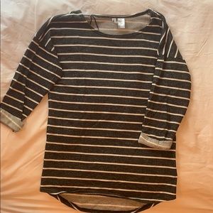 Black and white striped long sleeve shirt/sweater